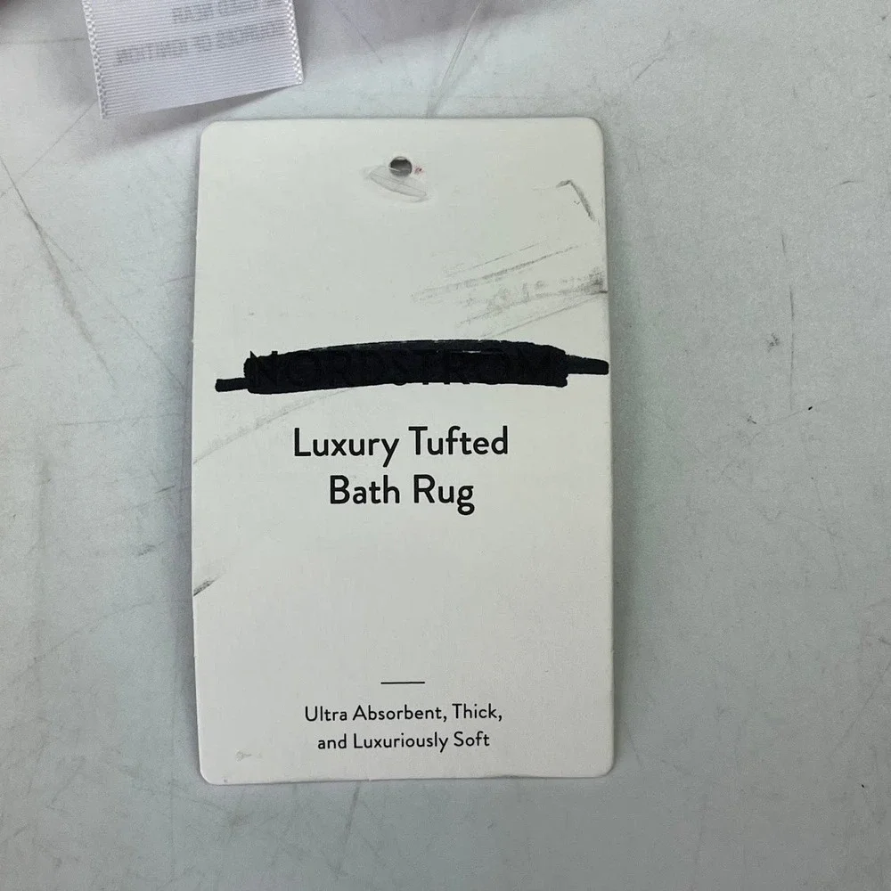 Nordstrom Luxury Tufted Bath Rug White 24x36 100% Cotton Plush Shaggy Mat NWT